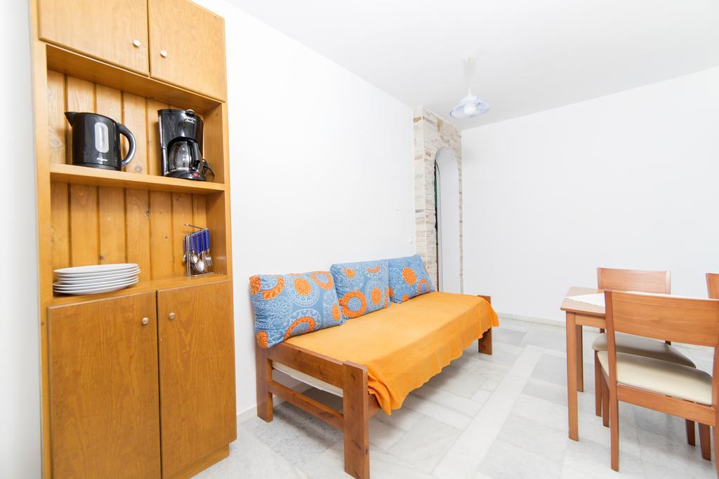 Astra Apartments آغيوس بروكوبيوس الغرفة الصورة